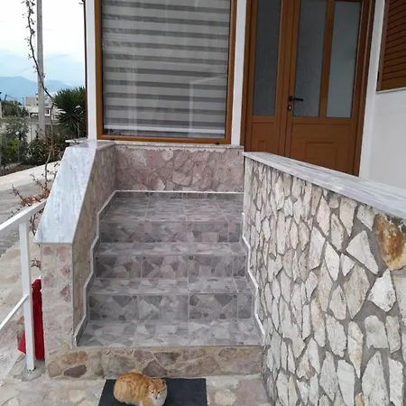 Holiday home Luxury Dennis Sarande