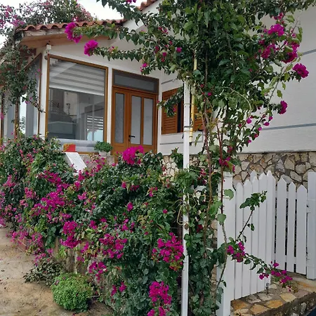 Luxury Dennis Holiday home